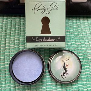 🖤NEW💕Body & Soul Hawaii Eyeshadow
